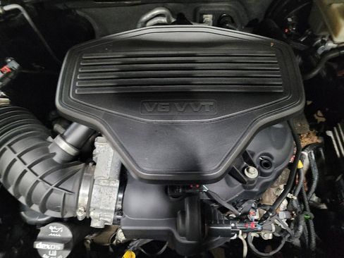 Used 2017 GMC Acadia SLT image 30