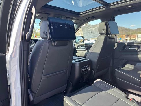 New 2026 GMC Yukon XL Elevation w/ Elevation Premium Package image 27