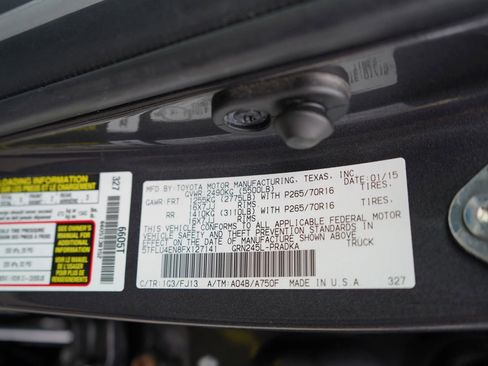 Used 2015 Toyota Tacoma 4x4 Double Cab w/ TRD Off-Road Package image 9