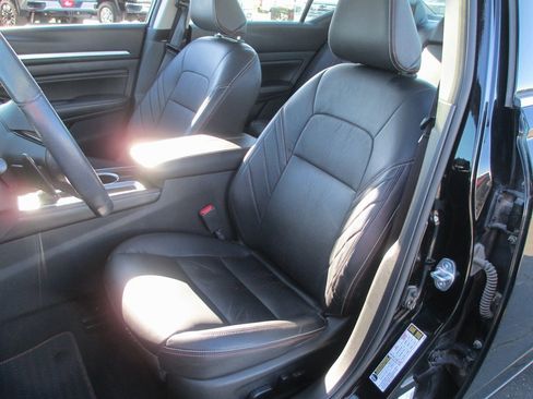 Used 2023 Nissan Altima 2.5 SR w/ SR Premium Package image 16