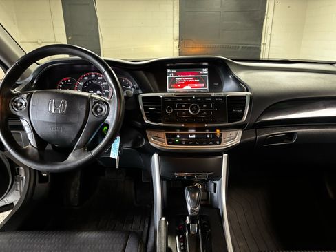 Used 2013 Honda Accord Sport image 17