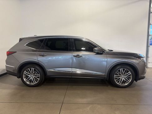 Used 2024 Acura MDX w/ Advance Package AWD/4WD image 2