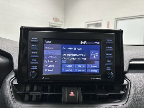 Used 2022 Toyota RAV4 XLE w/ Convenience Package image 33