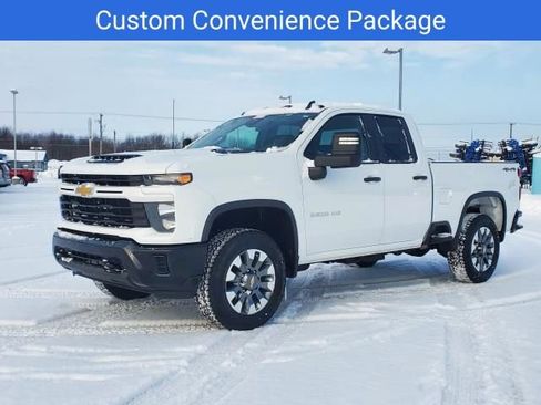 Certified 2024 Chevrolet Silverado 2500 Custom w/ Custom Value Package AWD/4WD image 2