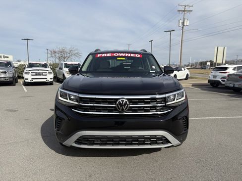 Used 2023 Volkswagen Atlas SE image 2