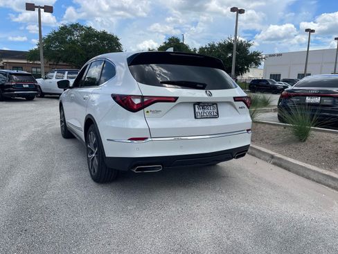 Used 2023 Acura MDX FWD w/ Technology Package image 3