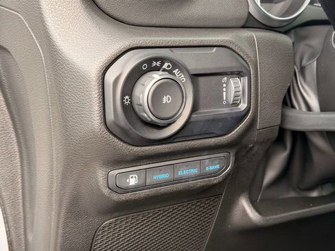 Used 2023 Jeep Wrangler Rubicon w/ Steel Bumper Group image 15