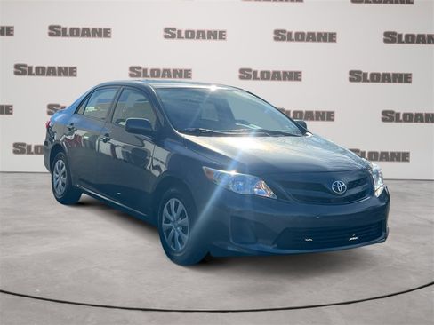 Used 2011 Toyota Corolla LE image 7