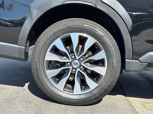 Used 2023 Subaru Outback Limited image 4