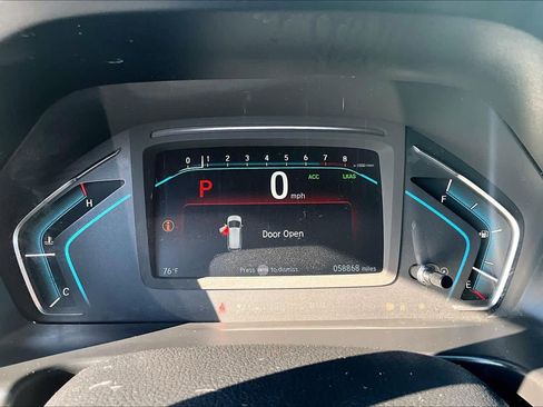 Used 2018 Honda Odyssey Touring image 26