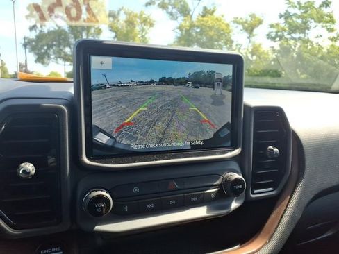 Used 2023 Ford Bronco Sport Outer Banks w/ Tech Package AWD/4WD image 18