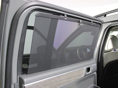 Used 2025 Hyundai Santa Fe Limited image 39