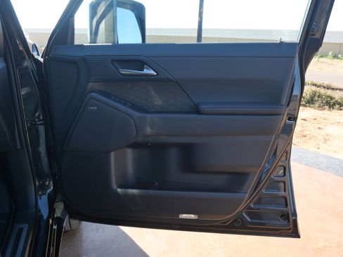 Certified 2026 Lexus GX 550 w/ Accessory Package (2T) image 16