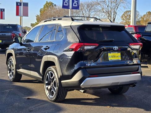 Used 2019 Toyota RAV4 Adventure image 6