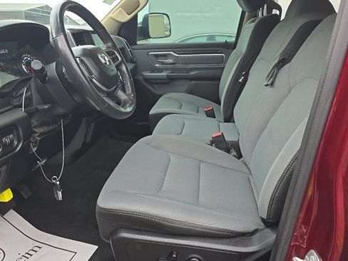 Used 2019 RAM 1500 Big Horn AWD/4WD image 11