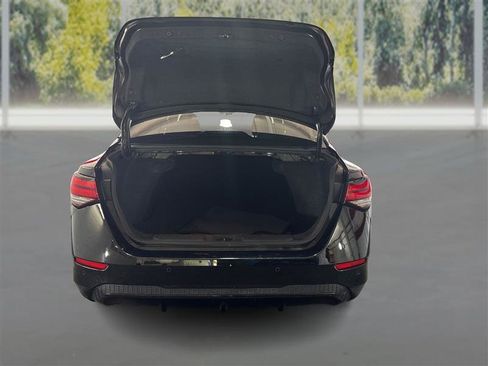 Used 2021 Nissan Sentra SV FWD image 11