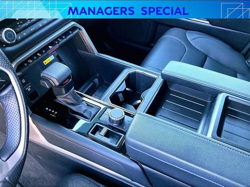 Used 2022 Toyota Tundra Limited image 15