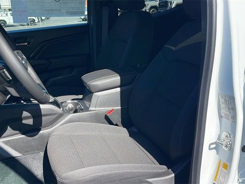 New 2025 GMC Canyon Elevation w/ Convenience Package image 11