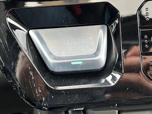 New 2026 GMC Sierra 3500 Denali w/ Denali Reserve Package image 23