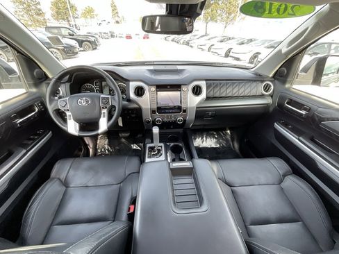 Used 2018 Toyota Tundra Platinum image 9