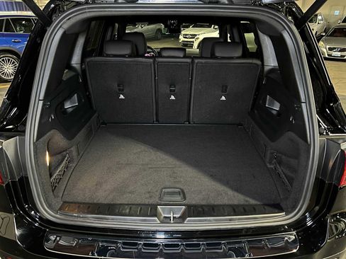 Certified 2025 Mercedes-Benz GLB 250 4MATIC image 17