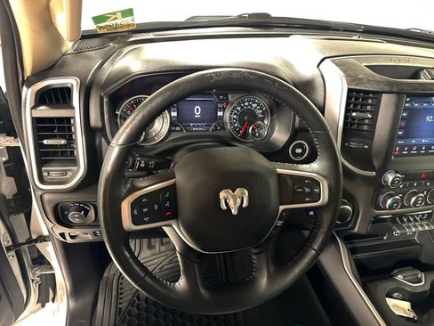 Used 2020 RAM 1500 Big Horn AWD/4WD image 19