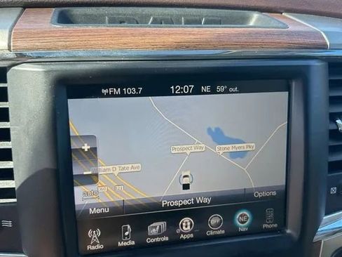 Used 2014 RAM 2500 Laramie w/ Convenience Group image 28