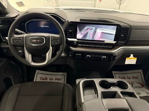 New 2026 GMC Sierra 1500 Elevation image 18