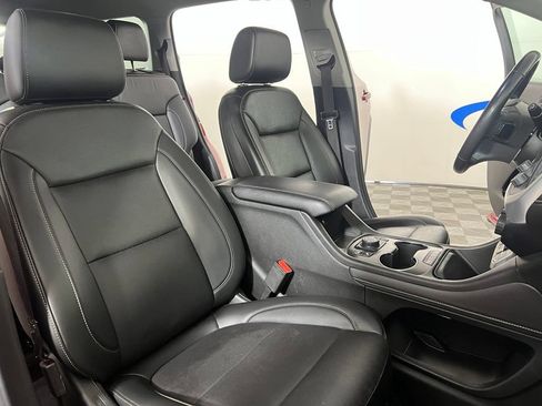 Used 2021 GMC Acadia SLT w/ Preferred Package AWD/4WD image 12
