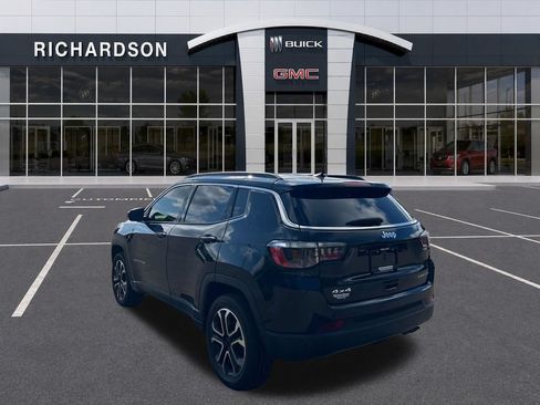 Used 2022 Jeep Compass Limited AWD/4WD image 3