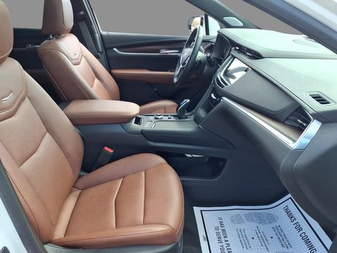 Used 2024 Cadillac XT5 Premium Luxury w/ Technology Package image 15