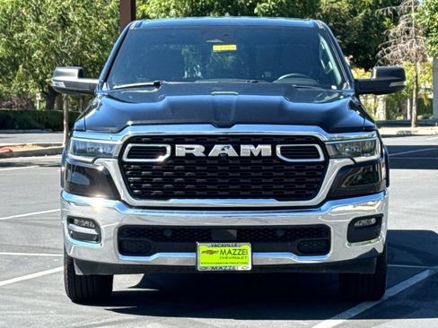 Used 2025 RAM 1500 Big Horn AWD/4WD image 7