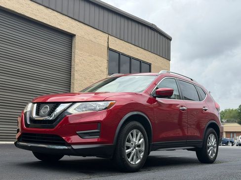 Used 2017 Nissan Rogue SV w/ SV Premium Package AWD/4WD image 42