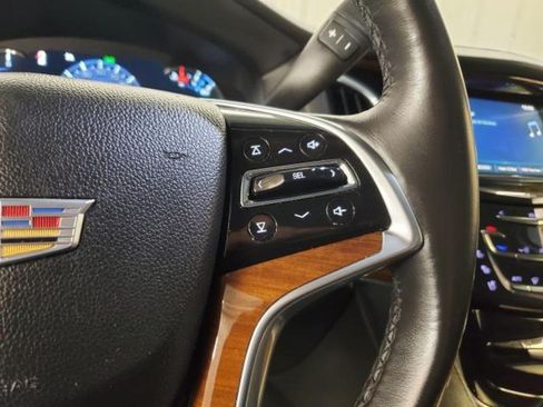 Used 2017 Cadillac Escalade Luxury AWD/4WD image 25