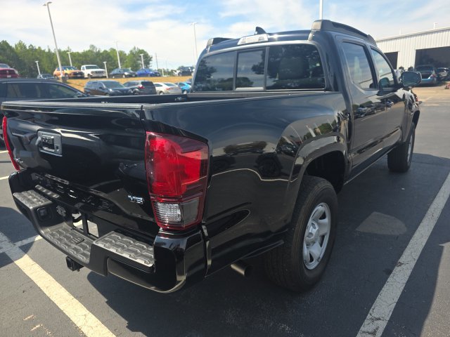 Used 2022 Toyota Tacoma SR AWD/4WD image 6