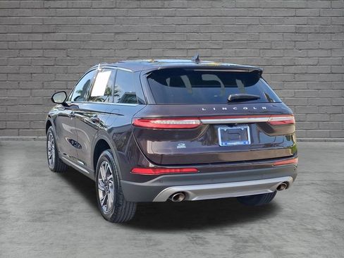 Used 2023 Lincoln Corsair FWD image 4