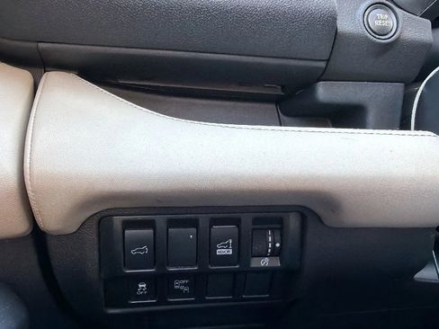 Used 2019 Subaru Ascent Limited AWD/4WD image 15