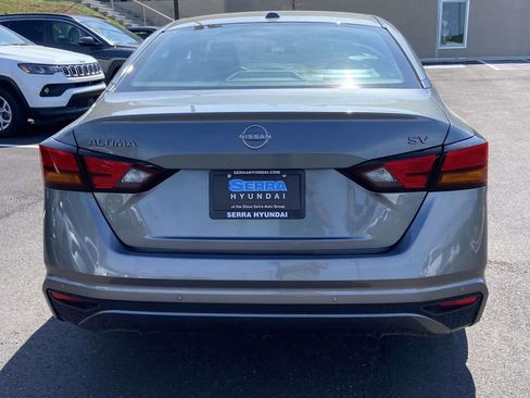 Used 2023 Nissan Altima 2.5 SV image 4