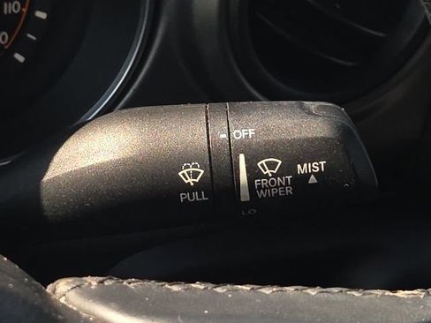 Used 2018 Jeep Wrangler Unlimited Sport S AWD/4WD image 35