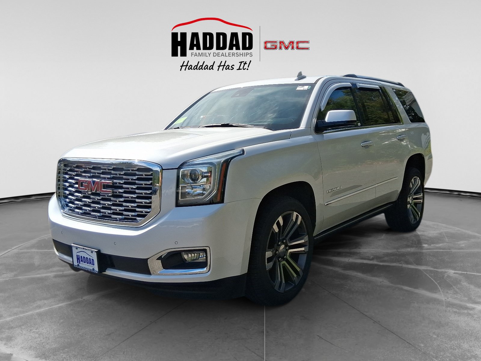 Used 2020 GMC Yukon Denali w/ Denali Premium Package AWD/4WD image 1