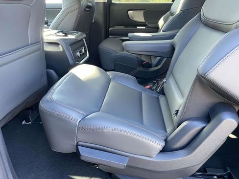 Used 2025 Ford Expedition Max Active image 18