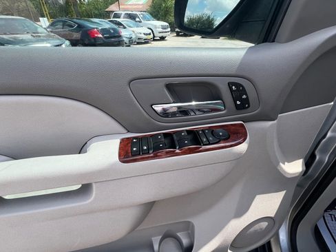 Used 2014 Chevrolet Tahoe LT w/ Luxury Package image 13