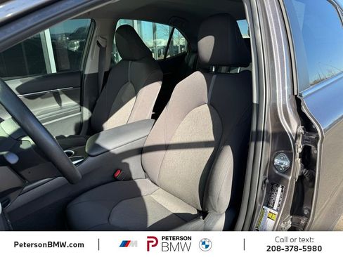 Used 2023 Toyota Camry LE image 19