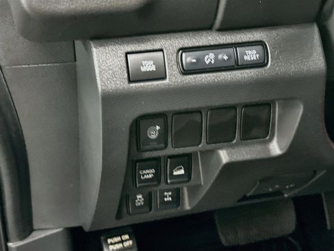 Used 2025 Nissan Frontier PRO-4X w/ Interior Protection Package AWD/4WD image 17