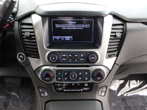 Used 2019 Chevrolet Tahoe Premier AWD/4WD image 22