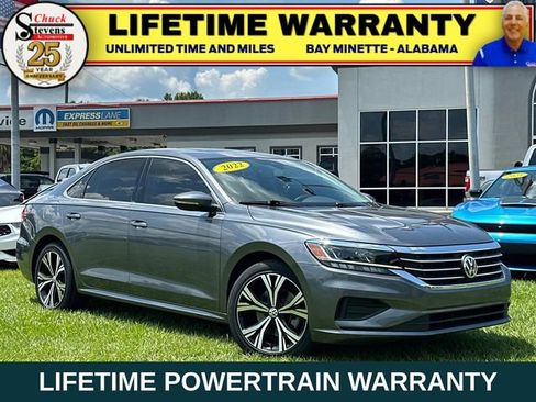 Used 2022 Volkswagen Passat 2.0T SE image 1