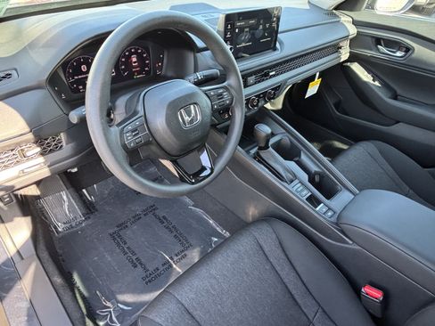 Used 2026 Honda Accord SE image 17