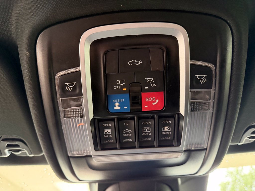 Used 2023 RAM 1500 Laramie AWD/4WD image 60