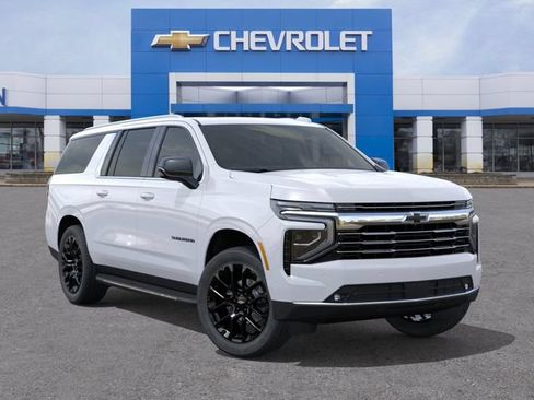 New 2026 Chevrolet Suburban LT w/ Comfort Package AWD/4WD image 7