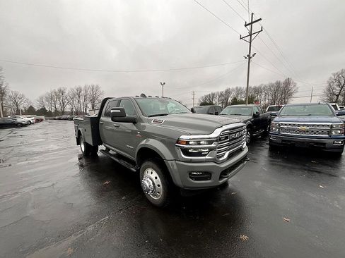 New 2026 RAM 5500 Tradesman w/ Laramie Trim Package image 4